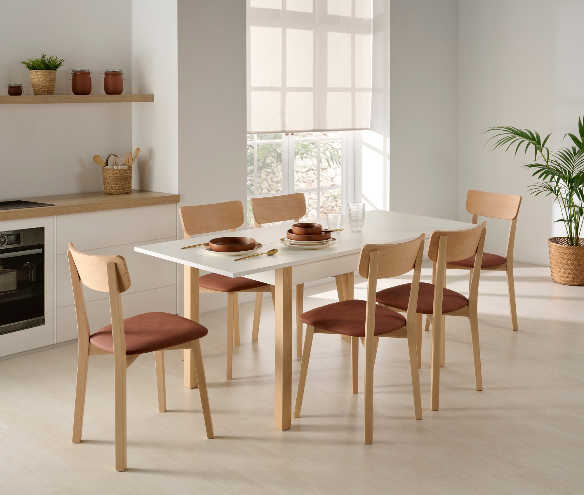 V VELASCO Mesa de Cocina Extensible Arona Mesa de Comedor Rectangular 120x80 cm a 180x80 cm | Encimera Blanca Laminada y Patas de Madera de Haya Natural | Estilo Nórdico Escandinavo
