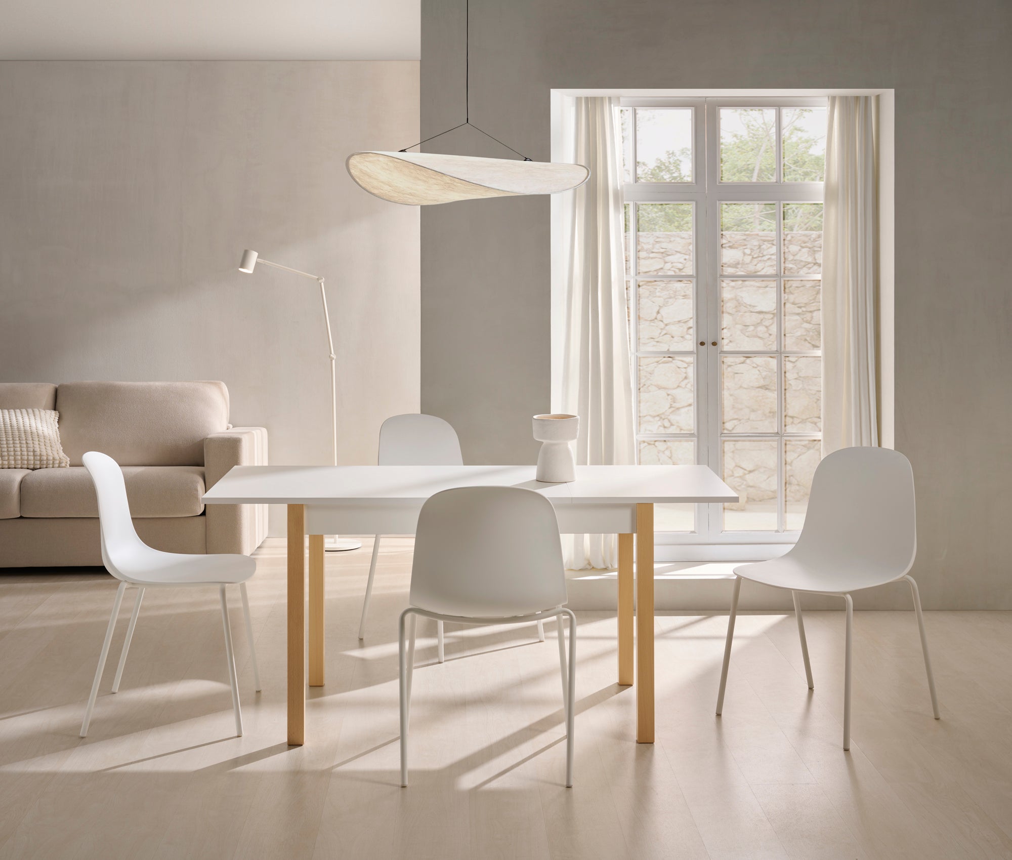 V VELASCO Mesa de Cocina Extensible Arona Mesa de Comedor Rectangular 120x80 cm a 180x80 cm | Encimera Blanca Laminada y Patas de Madera de Haya Natural | Estilo Nórdico Escandinavo